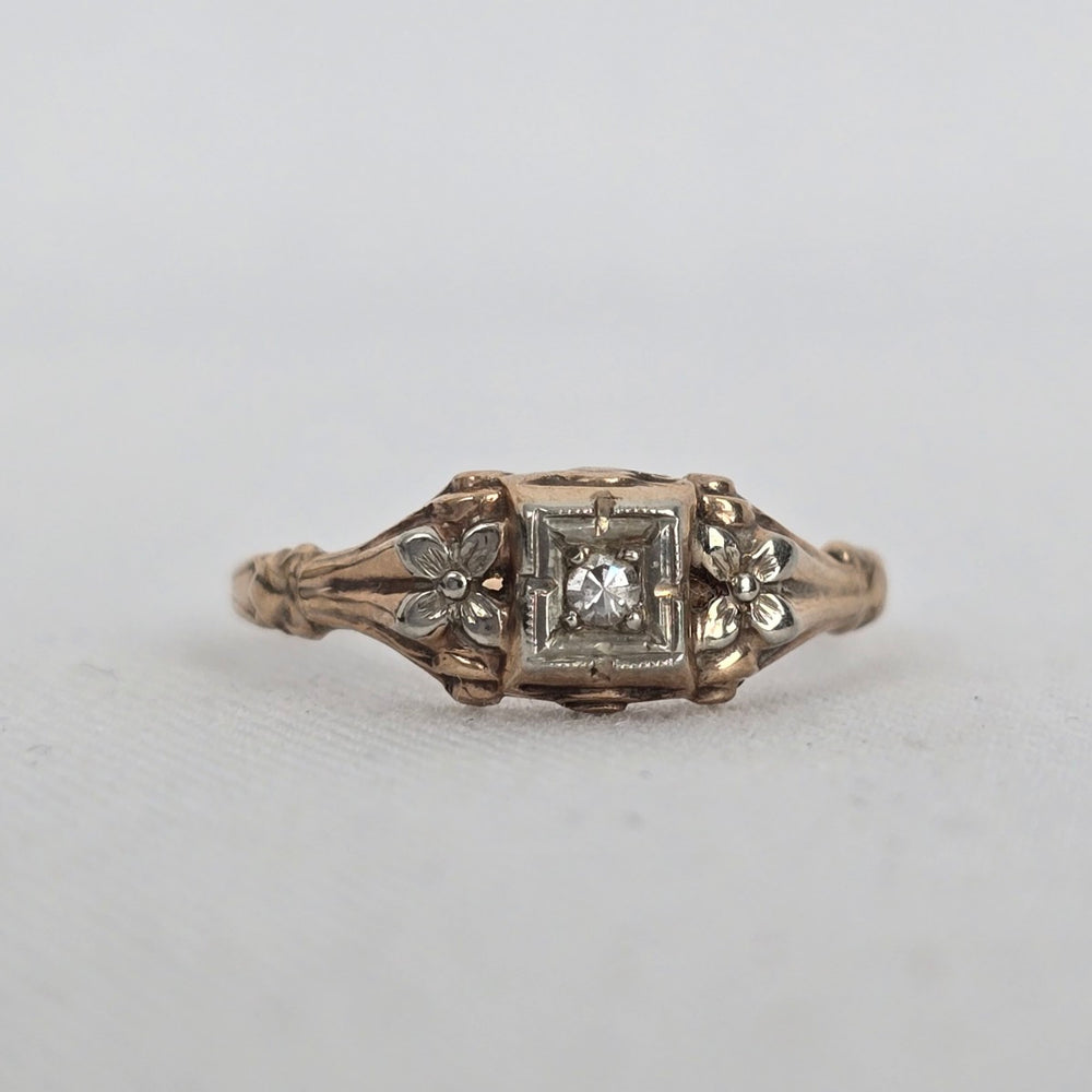 Antique Art Deco 10K Gold Filigree Diamond Ring 1920s-30s
