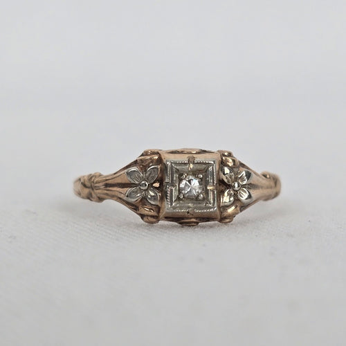Antique Art Deco 10K Gold Filigree Diamond Ring 1920s-30s
