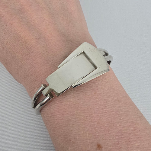 Vintage Hong Kong Silver Tone Hinged Bangle Bracelet