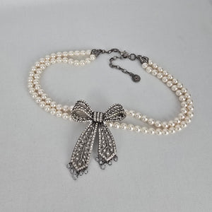 Sweet Romance Faux Pearl Bow Statement Necklace