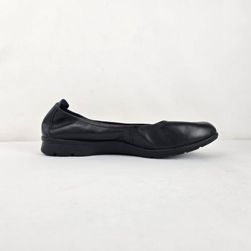 Clarks Collection Black Leather Comfort Ballet Flats Size 9