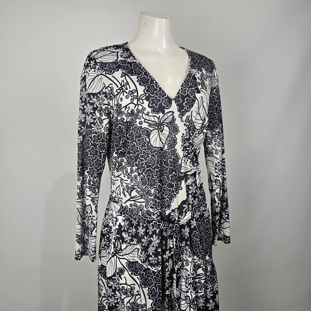Vintage 70s Jones Black White Floral Maxi Dress Long Sleeve Belted Size M