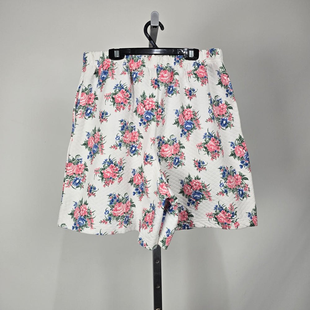 Northern Spirit Women's Quilted Floral Shorts White Pink Blue Elastic Waist Size L