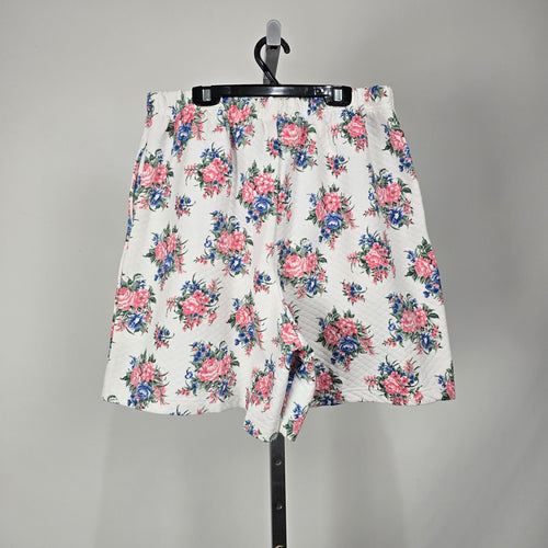 Northern Spirit Women's Quilted Floral Shorts White Pink Blue Elastic Waist Size L