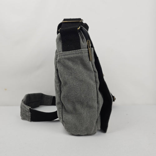 Robin Ruth Scotland Grey Canvas Messenger Crossbody Bag Graphic Print Adjustable Strap