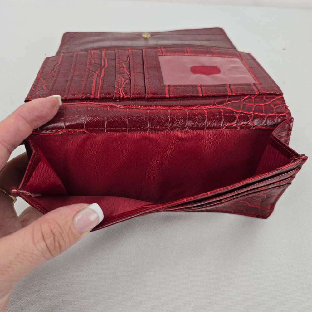 Anna Martina Franco Red Croc Embossed Clutch Wallet