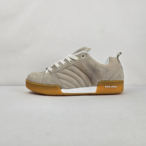 Era One Origin White Suede Skate Shoes Gum Sole Size 9.5