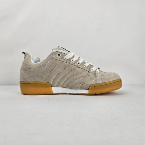 Era One Origin White Suede Skate Shoes Gum Sole Size 9.5