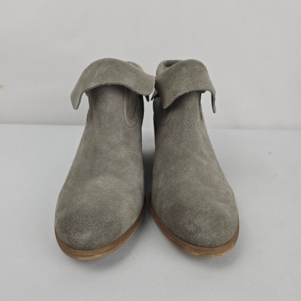 BP. Women's Suede Ankle Booties Taupe Block Heel Size 7