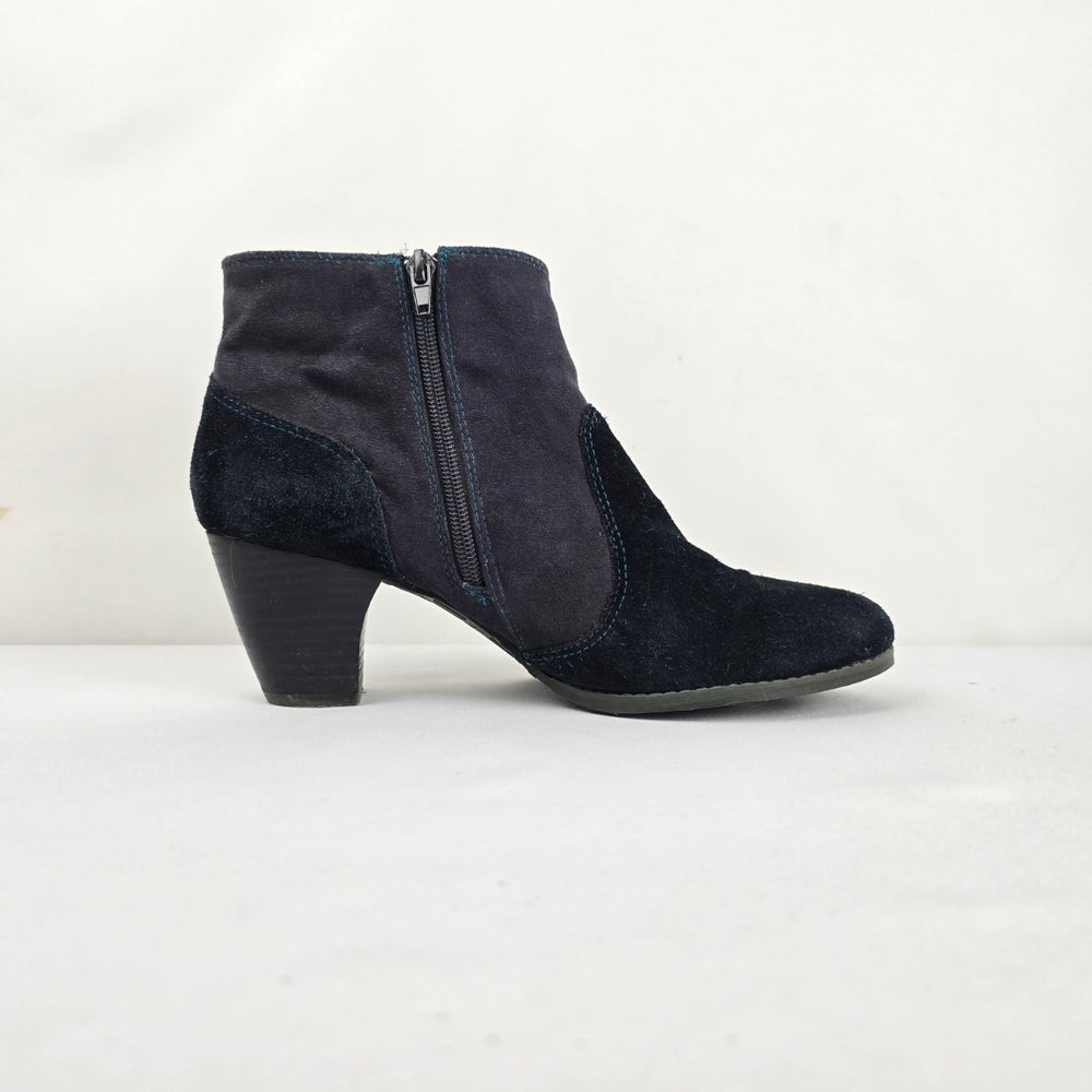 Desigual Women's Embroidered Ankle Boots Black Size 9