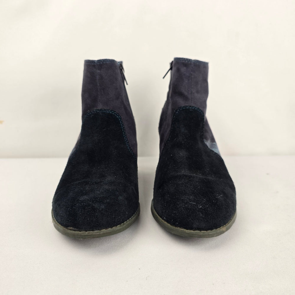 Desigual Women's Embroidered Ankle Boots Black Size 9