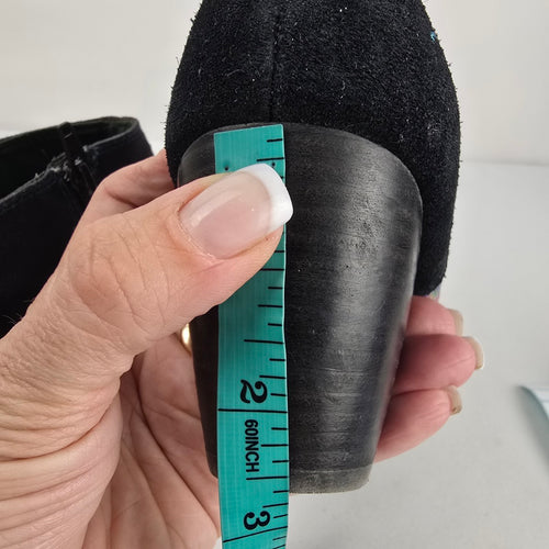 Desigual Women's Embroidered Ankle Boots Black Size 9