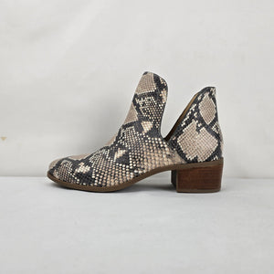 Coconuts by Matisse Beige Snake Print Ankle Boots Women's Size 6.5