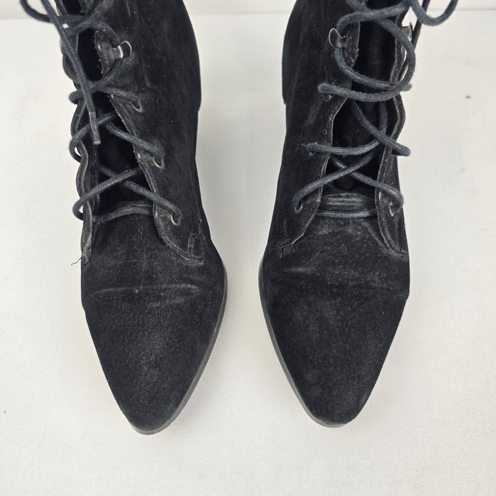 Vintage Current Attractions Black Suede Lace Up Victorian Boots Size 7.5