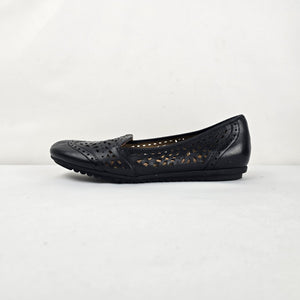 Cobb Hill Women's Black Leather Laser Cut Ballet Flats Slip Size 9