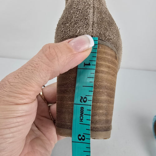Town Shoes Women's Taupe Suede Lace-Up Ankle Boots Block Heel Size 12