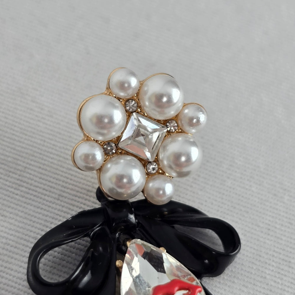 Betsey Johnson Pearl Bow Crystal Lips Drop Earrings Black Gold Tone