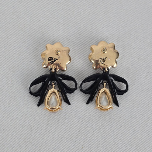 Betsey Johnson Pearl Bow Crystal Lips Drop Earrings Black Gold Tone