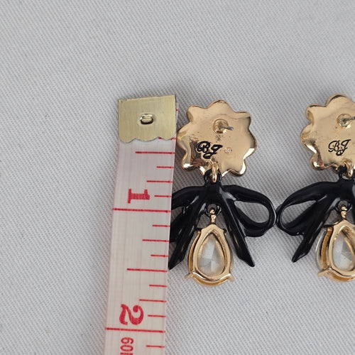 Betsey Johnson Pearl Bow Crystal Lips Drop Earrings Black Gold Tone