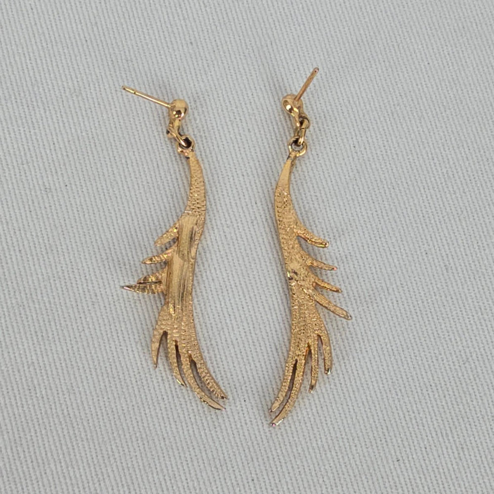 Vintage Gold Tone Feather Drop Dangle Earrings