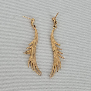 Vintage Gold Tone Feather Drop Dangle Earrings
