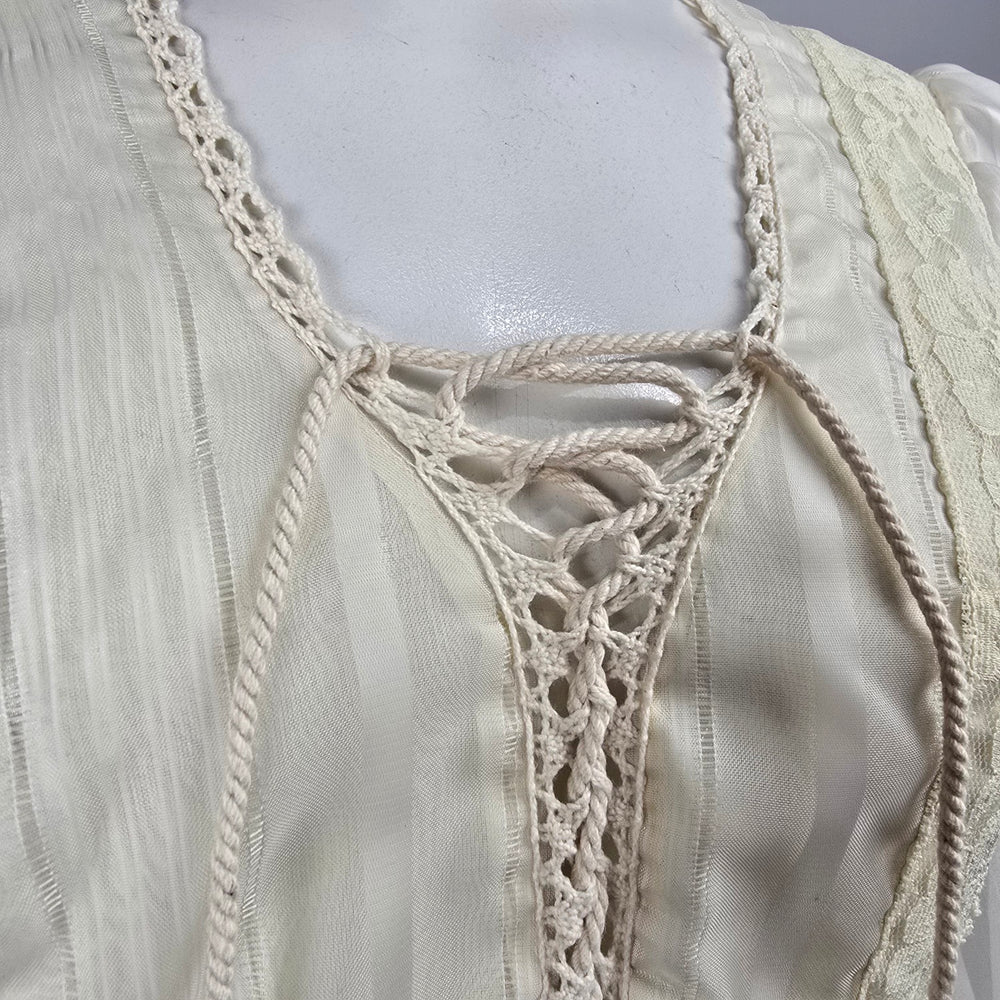 Vintage 70s Prairie Wedding Dress Size S Ivory Lace Corset Front Bishop Sleeve Cottagecore Boho