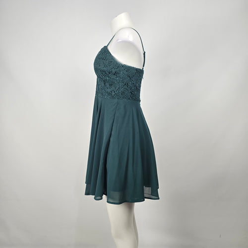 Lulus Hunter Green Lace Fit and Flare Mini Dress Size S Sleeveless Chiffon Skater