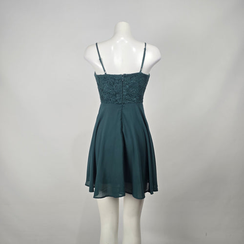 Lulus Hunter Green Lace Fit and Flare Mini Dress Size S Sleeveless Chiffon Skater