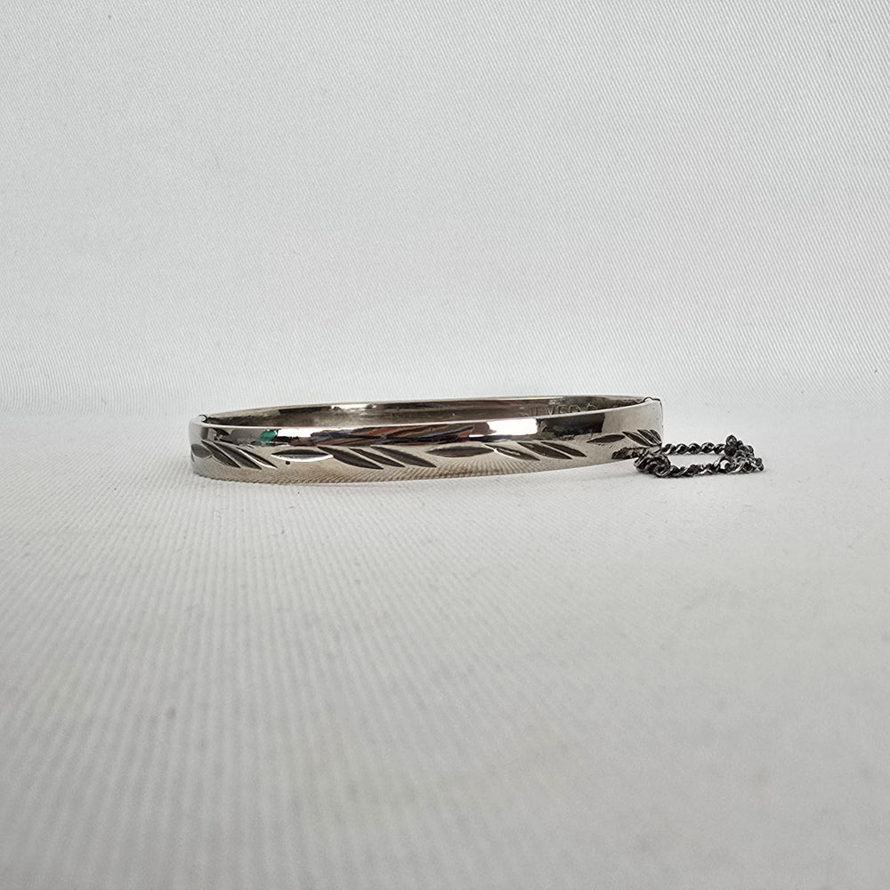 Vintage Silver Plated Etched Hinged Bangle Bracelet Safety Chain