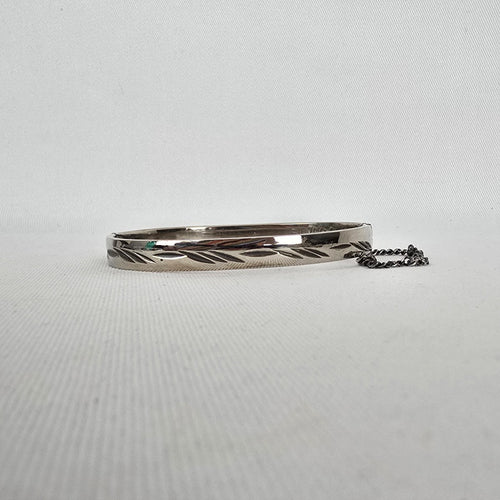 Vintage Silver Plated Etched Hinged Bangle Bracelet Safety Chain