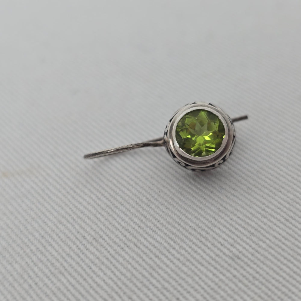 Sterling Silver Peridot Green Gemstone Drop Earrings