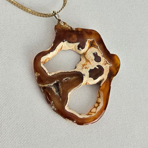 Vintage Natural Brown Agate Slice Pendant Necklace Gold Tone Snake Chain