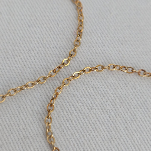 Vintage Gold Tone Black Floral Square Pendant Necklace