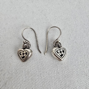 COM 925 Sterling Silver Celtic Heart Dangle Hook Earrings