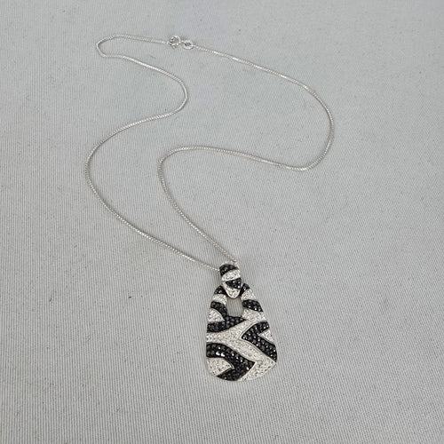 AU 925 Sterling Silver Black & White CZ Zebra Pattern Pendant Necklace