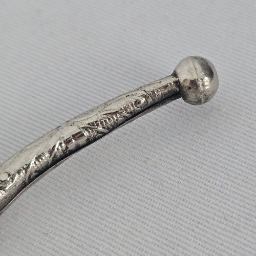 Vintage Style Silver Tone Engraved Hasli Torque Choker Necklace