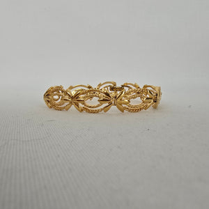 Vintage Style Gold Tone Floral Link Bracelet Safety Chain