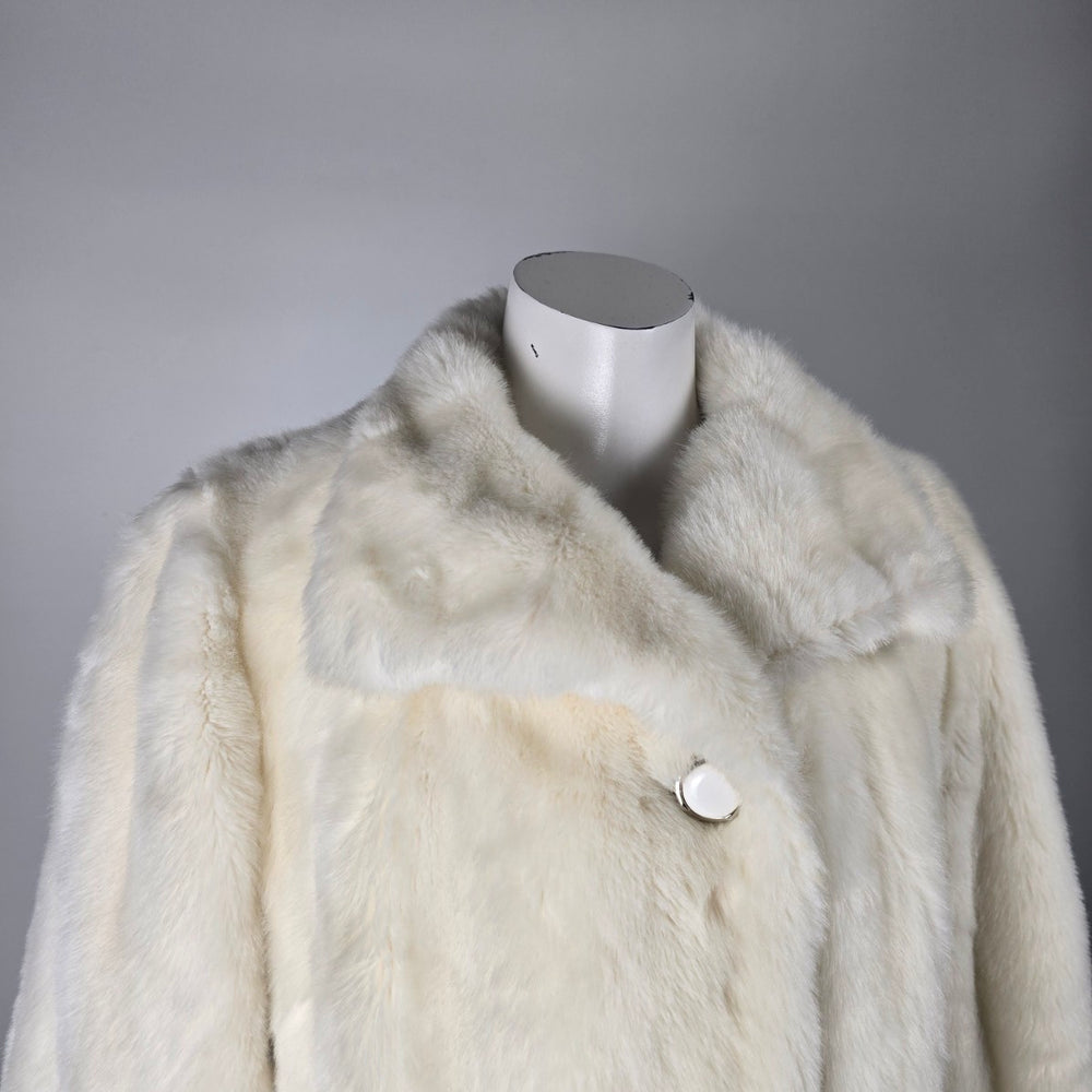 Vintage Tissavel France Ivory Faux Fur Swing Coat Sterling Stall Winnipeg Size M/L