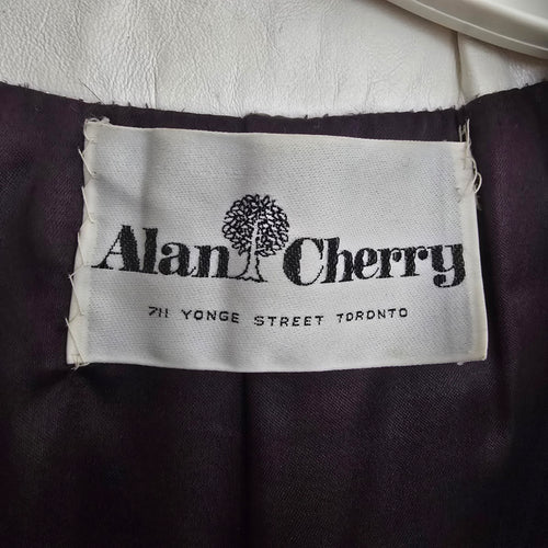 Vintage 70s Alan Cherry White Leather Belted Trench Coat Canada Size M