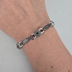 Vintage Style Silver Tone Marcasite Style Link Bracelet Black
