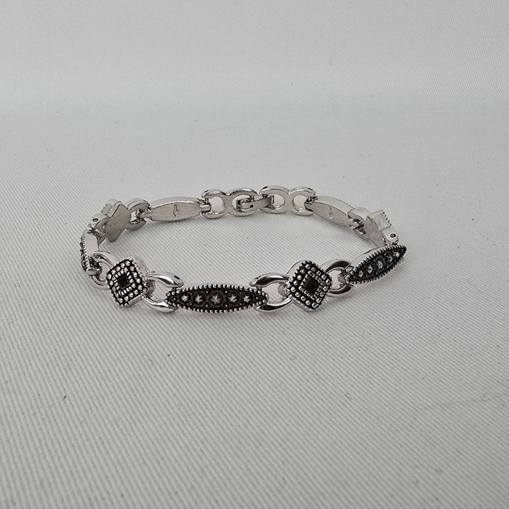 Vintage Style Silver Tone Marcasite Style Link Bracelet Black