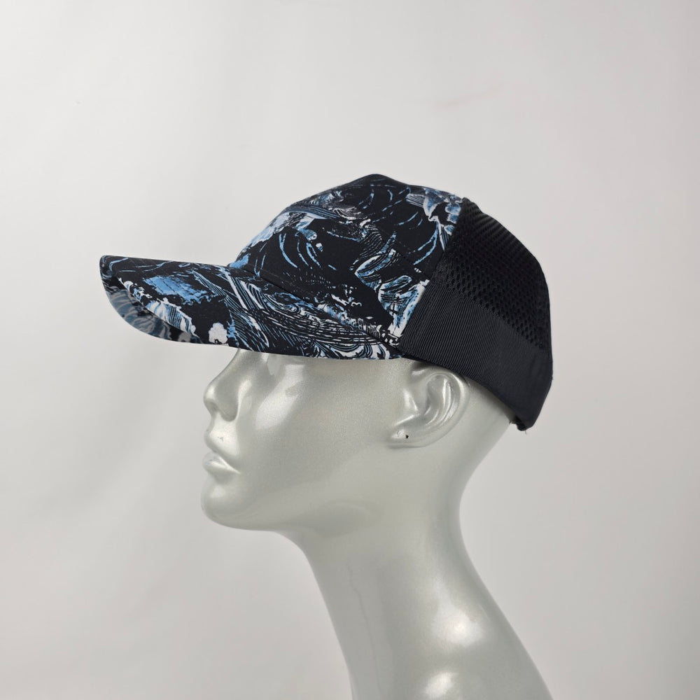 Lululemon Dash & Splash Cap II Eternal Wave Starlight Multi Black