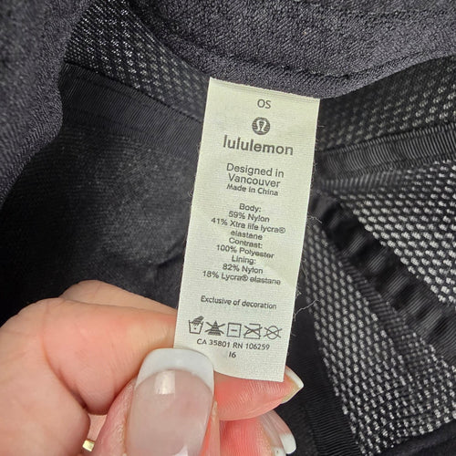 Lululemon Dash & Splash Cap II Eternal Wave Starlight Multi Black
