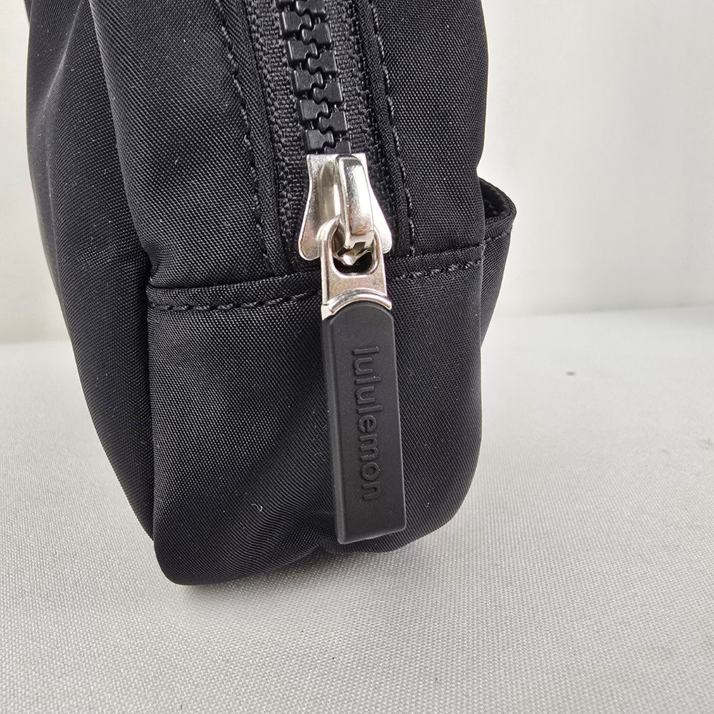 Lululemon City Essentials Black Zip Travel Cosmetic Makeup Pouch Bag