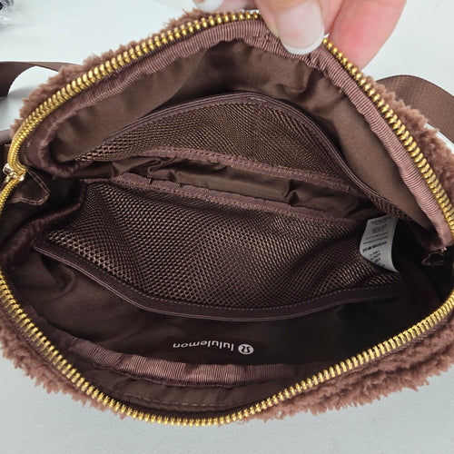 Lululemon Everywhere Belt Bag Large 2L Fleece Brown Gold Hardware