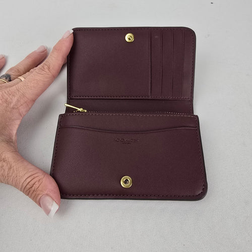 Coach Essential Slim Card Case Wallet Burgundy Leather Snap Closure