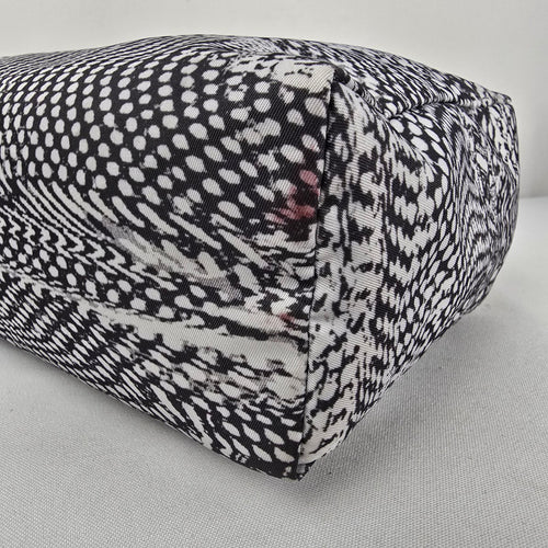 Lululemon All Your Small Things Pouch Black White Snakeskin Print Cosmetic Travel Bag
