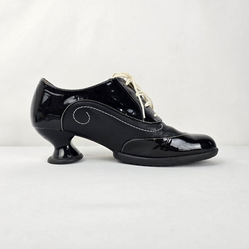John Fluevog Enneagram Generous Black Patent Lace-Up Heels Size 11