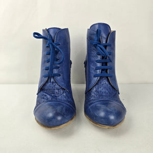 Chocolate Blue Leather Lace-Up Ankle Boots Size 8