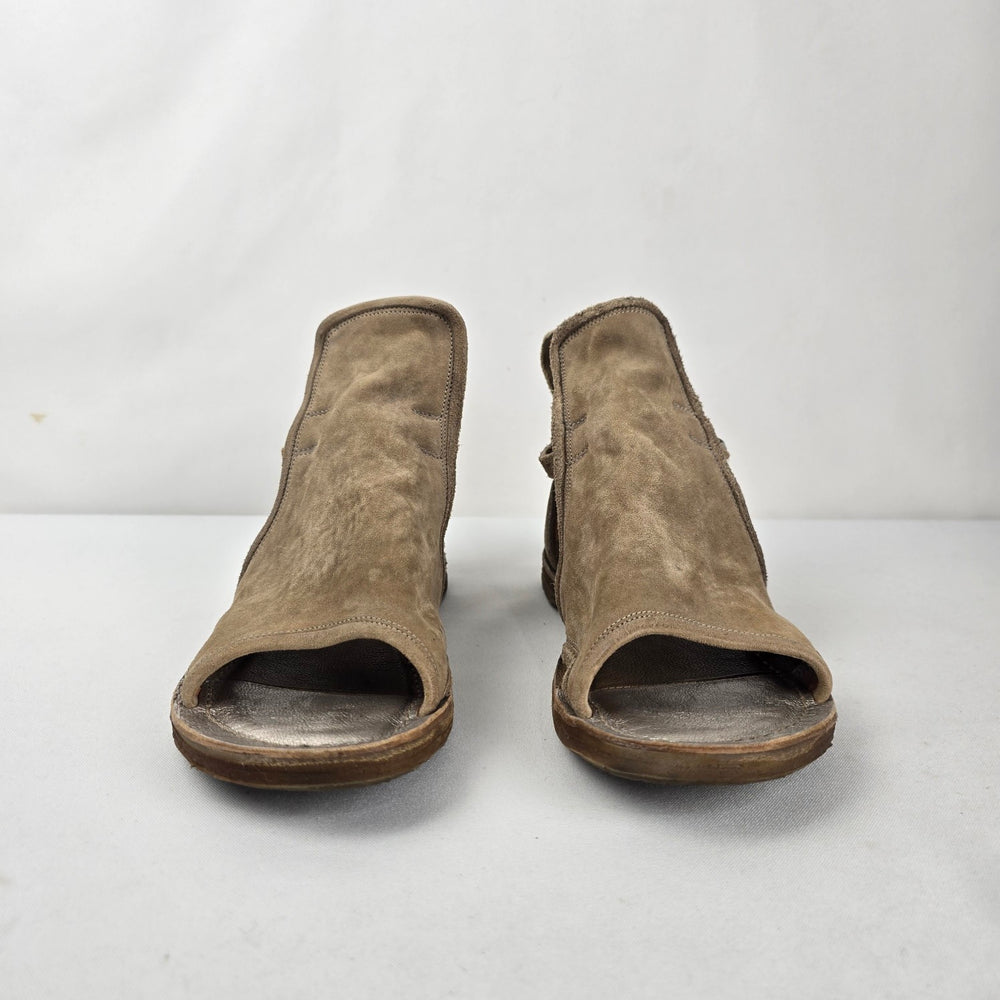 AS98 Distressed Taupe Suede Asymmetric Gladiator Sandals Ankle Strap Size 8.5